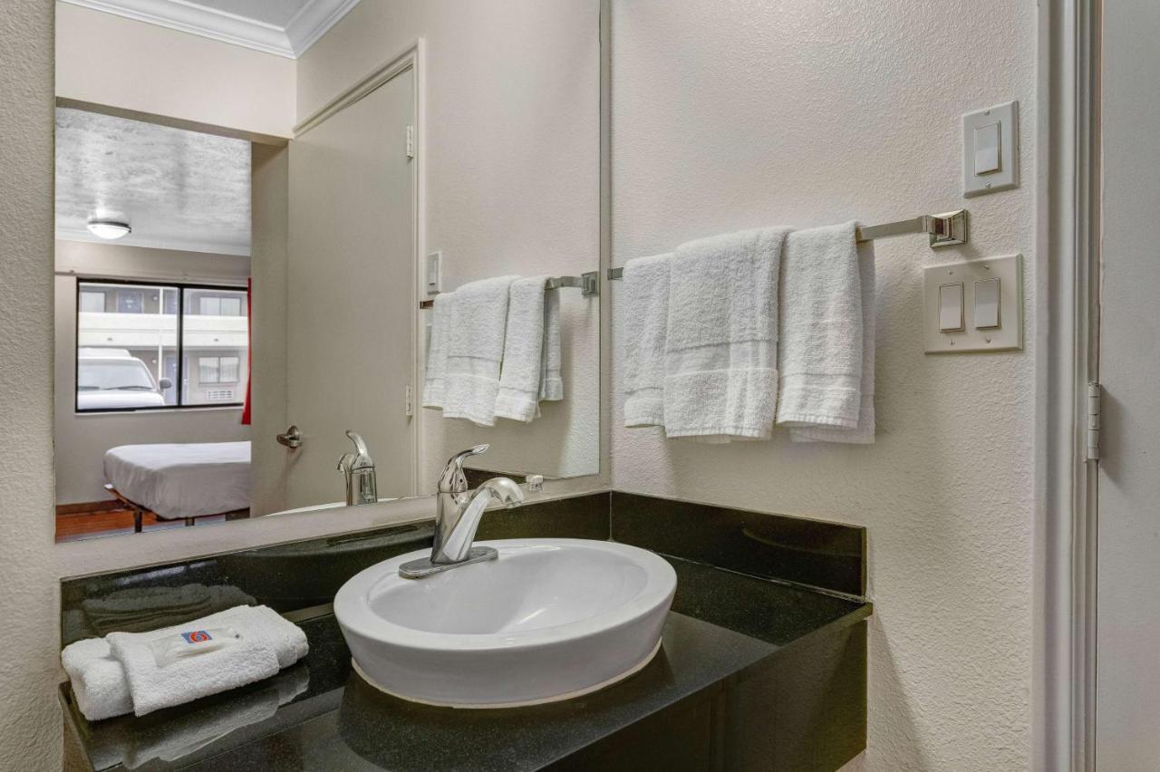 Motel 6-Salt Lake City, Ut - Central Millcreek Dış mekan fotoğraf
